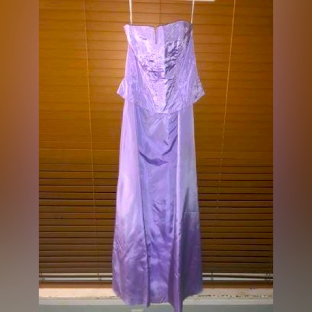 Lavender Floor Length Formal Gown- Size 9